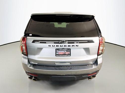 Sterling Gray Metallic 2024 Chevrolet Suburban 4WD Z71