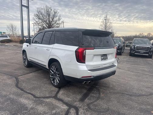 2025 GMC Yukon Denali Ultimate