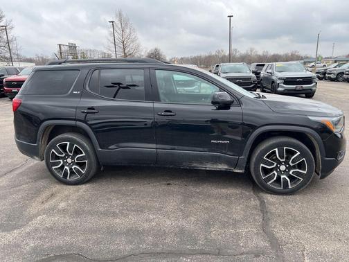 2019 GMC Acadia SLT-1