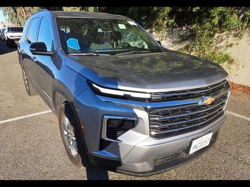 2024 Chevrolet Traverse LT