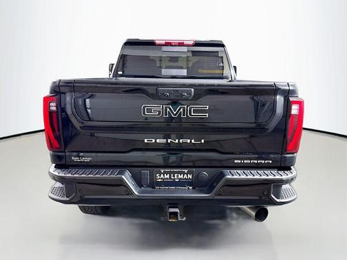 2024 GMC Sierra 2500 Denali