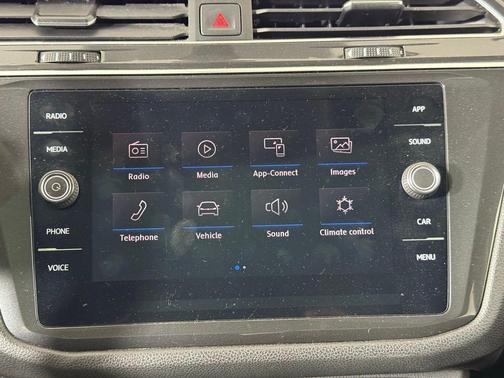 2019 Volkswagen Tiguan 2.0T SE