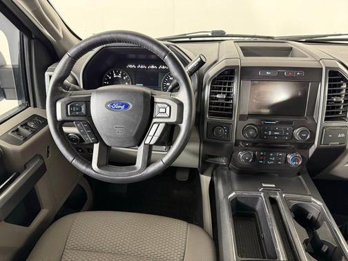 Oxford White 2018 Ford F-150 XLT