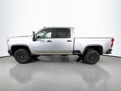 2024 Chevrolet Silverado 2500 4WD Crew Cab Standard Bed ZR2