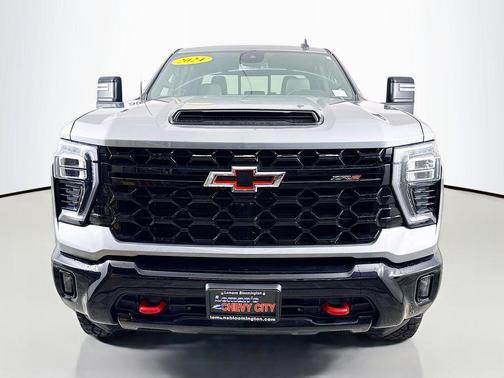 2024 Chevrolet Silverado 2500 4WD Crew Cab Standard Bed ZR2