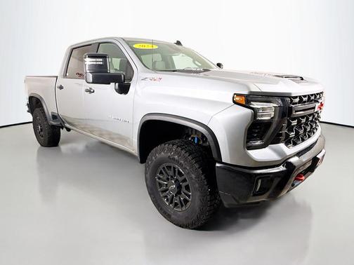 2024 Chevrolet Silverado 2500 4WD Crew Cab Standard Bed ZR2