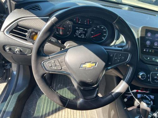 2020 Chevrolet Malibu FWD RS