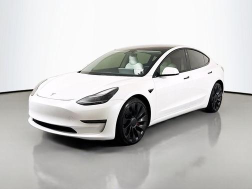 Pearl White Multi-Coat 2022 Tesla Model 3 Performance