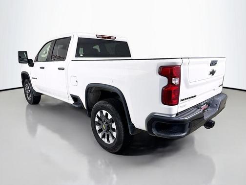 2024 Chevrolet Silverado 2500 Custom