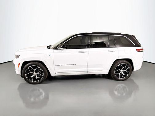 2023 Jeep Grand Cherokee 4xe Summit Reserve