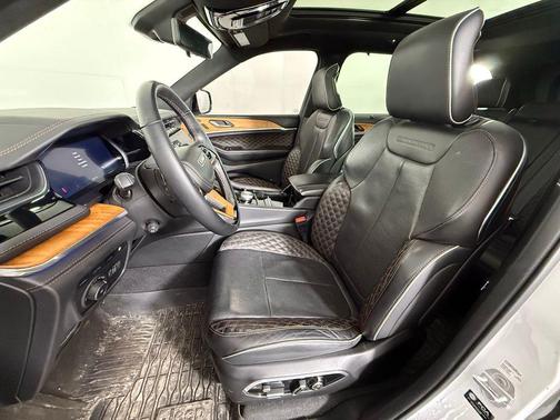 2023 Jeep Grand Cherokee 4xe Summit Reserve