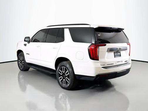 2024 GMC Yukon 4WD AT4