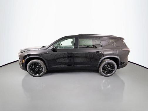 Mosaic Black Metallic 2026 Chevrolet Traverse LT