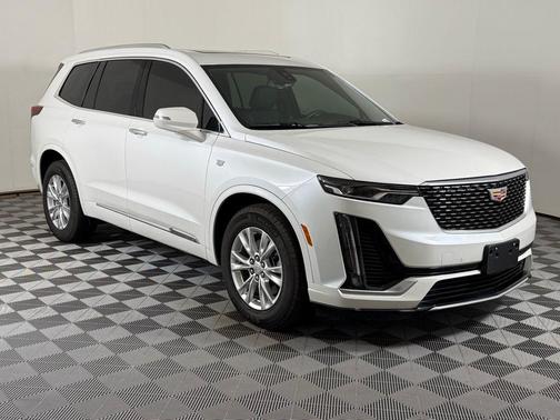 2025 Cadillac XT6 Luxury FWD
