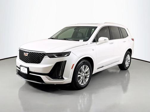 2025 Cadillac XT6 Luxury FWD