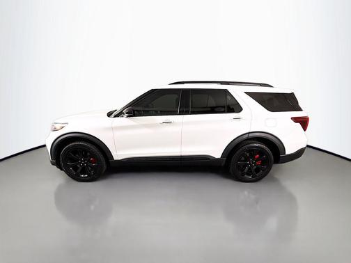 Star White Metallic Tri-Coat 2022 Ford Explorer ST