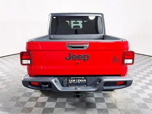 2022 Jeep Gladiator Sport
