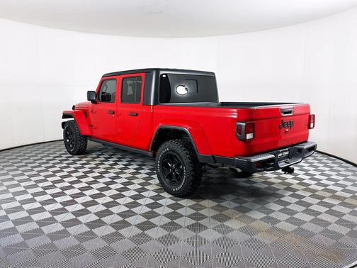 2022 Jeep Gladiator Sport