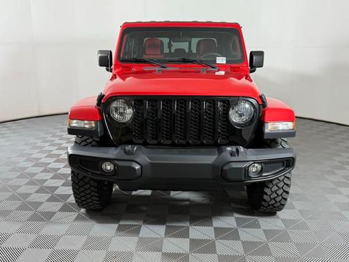 2022 Jeep Gladiator Sport