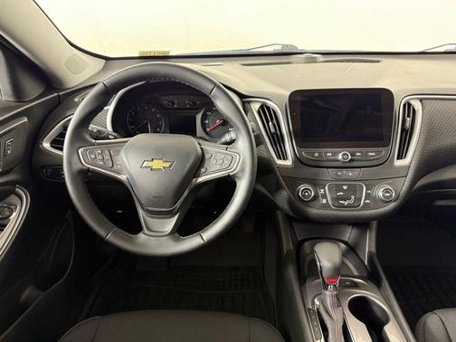 2024 Chevrolet Malibu FWD RS