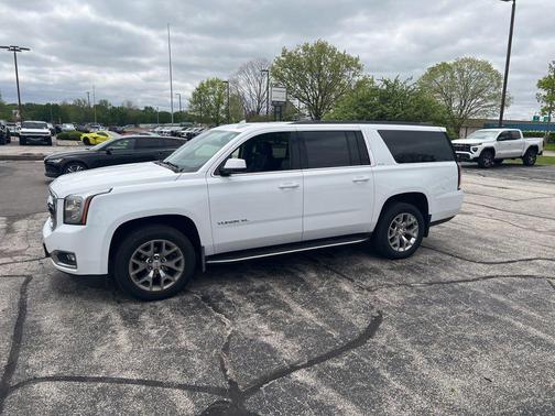 Summit White 2020 GMC Yukon XL SLE
