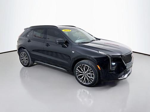 2024 Cadillac XT4 Sport