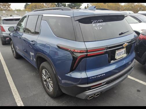 2024 Chevrolet Traverse LT