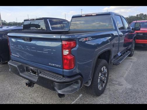 2024 Chevrolet Silverado 2500 Custom