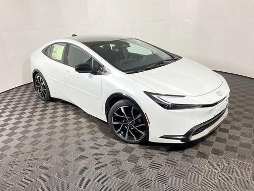 2025 Toyota Prius Plug-In Hybrid XSE Premium