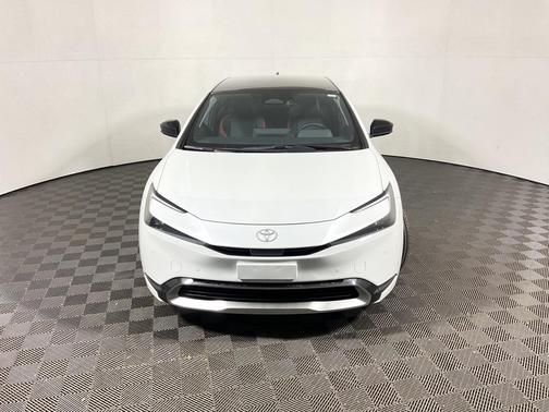 2025 Toyota Prius Plug-In Hybrid XSE Premium