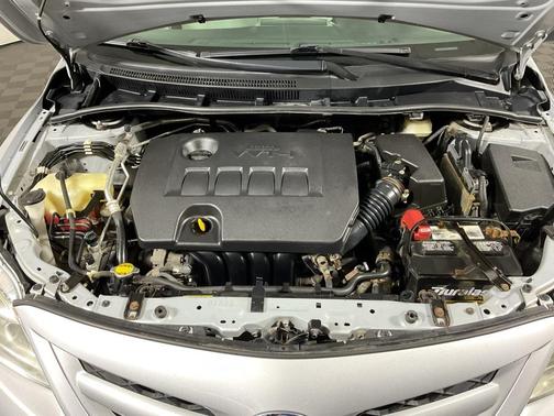 2011 Toyota Corolla LE