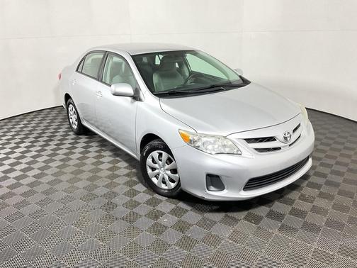 2011 Toyota Corolla LE