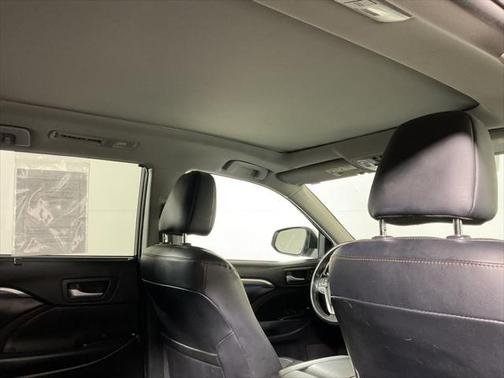 2019 Toyota Highlander Hybrid Platinum