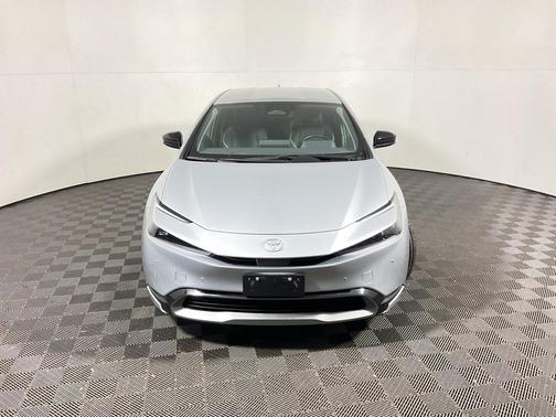2023 Toyota Prius LE