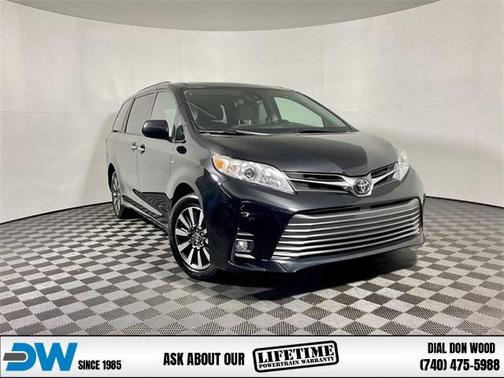 2019 Toyota Sienna XLE