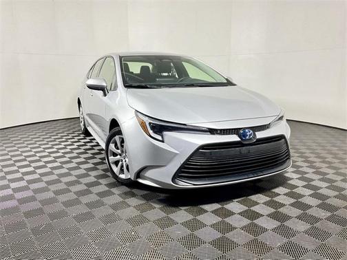 2024 Toyota Corolla Hybrid LE