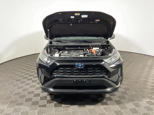 2021 Toyota RAV4 Hybrid LE