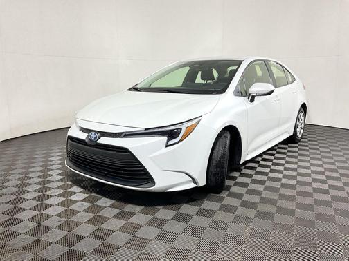 2024 Toyota Corolla Hybrid LE