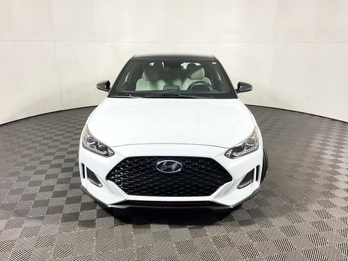 2020 Hyundai Veloster Base