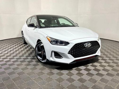 2020 Hyundai Veloster Base