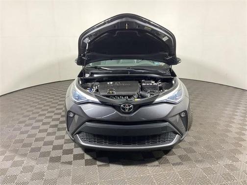 2021 Toyota C-HR LE