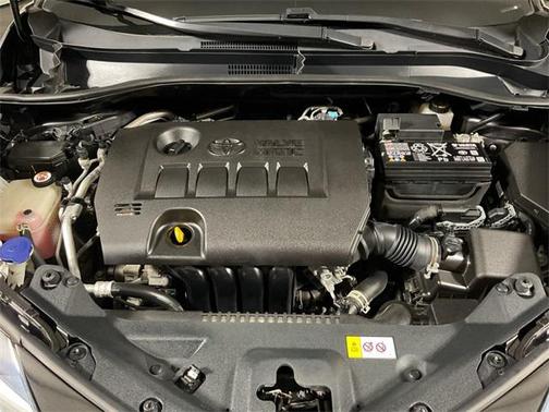 2021 Toyota C-HR LE