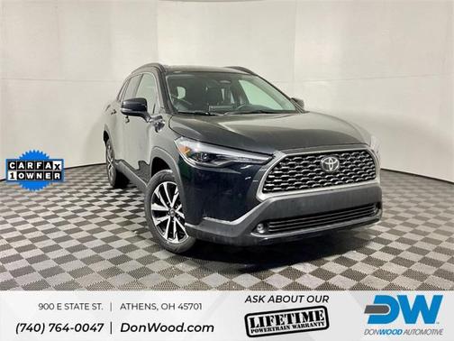 2025 Toyota Corolla Cross XLE