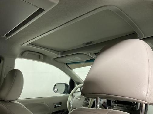 2011 Toyota Sienna Limited