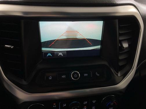 2017 GMC Acadia SLE-1