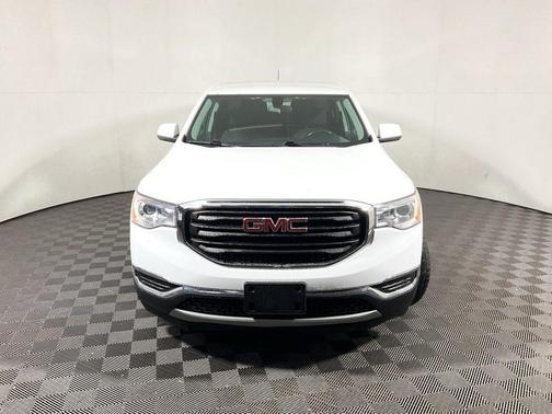 2017 GMC Acadia SLE-1