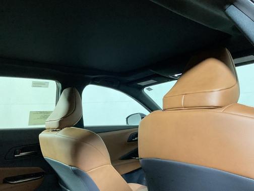 2025 Toyota Crown Signia Limited