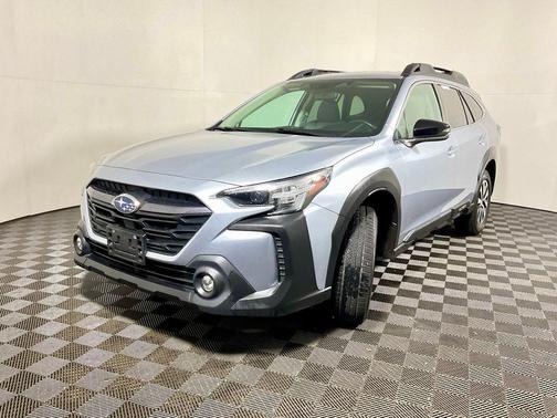 Ice Silver Metallic 2023 Subaru Outback Premium