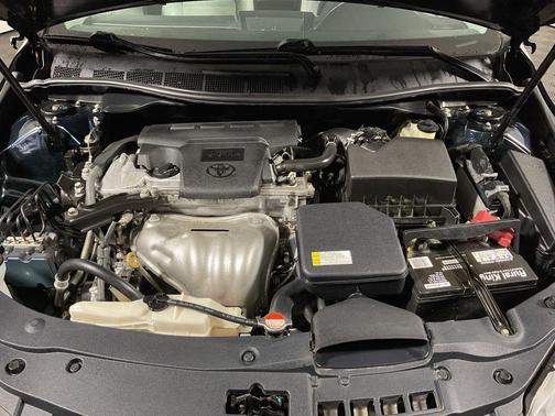 2016 Toyota Camry XSE