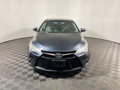 2016 Toyota Camry XSE
